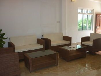 Batuta Maldives Surf View Hotel Thulusdhoo Exterior photo